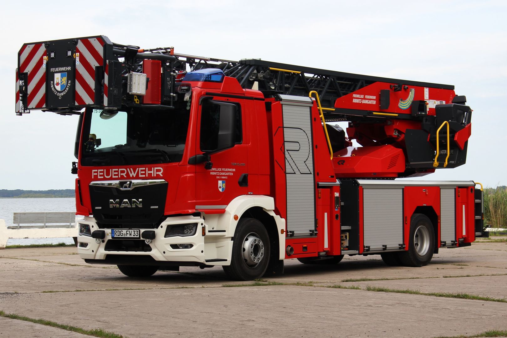 Drehleiter mit Korb - DL(A)K 23/12