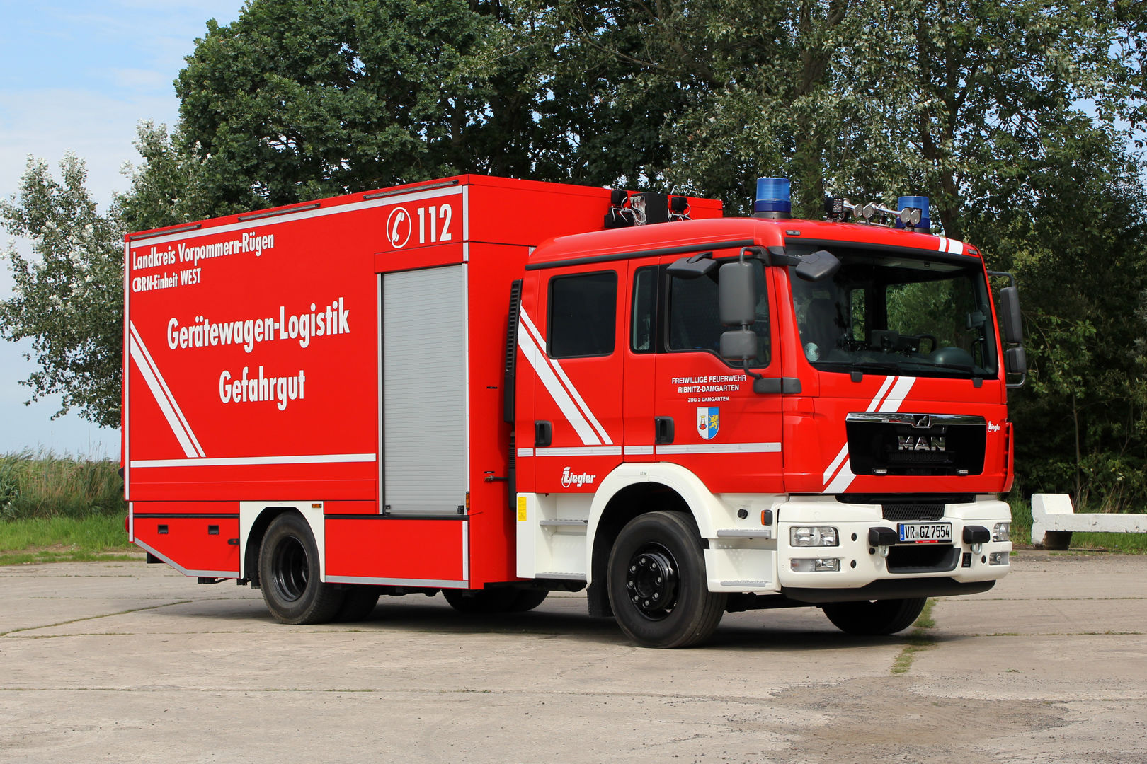 Gerätewagen Gefahrgut GW-L 2 Gerätewagen Gefahrgut GW-L 2